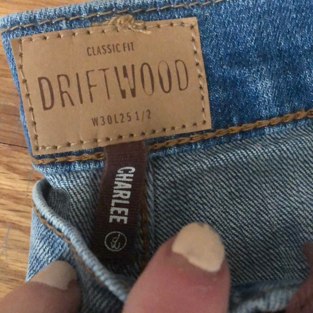 NWT Charlee Driftwood Jeans - Picture 4 of 5